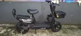 Pemakaian belum ada setahun