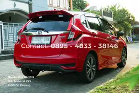 HONDA JAZZ RS 2019 MERAH SANGAT TERAWAT KILOMETER 16.000