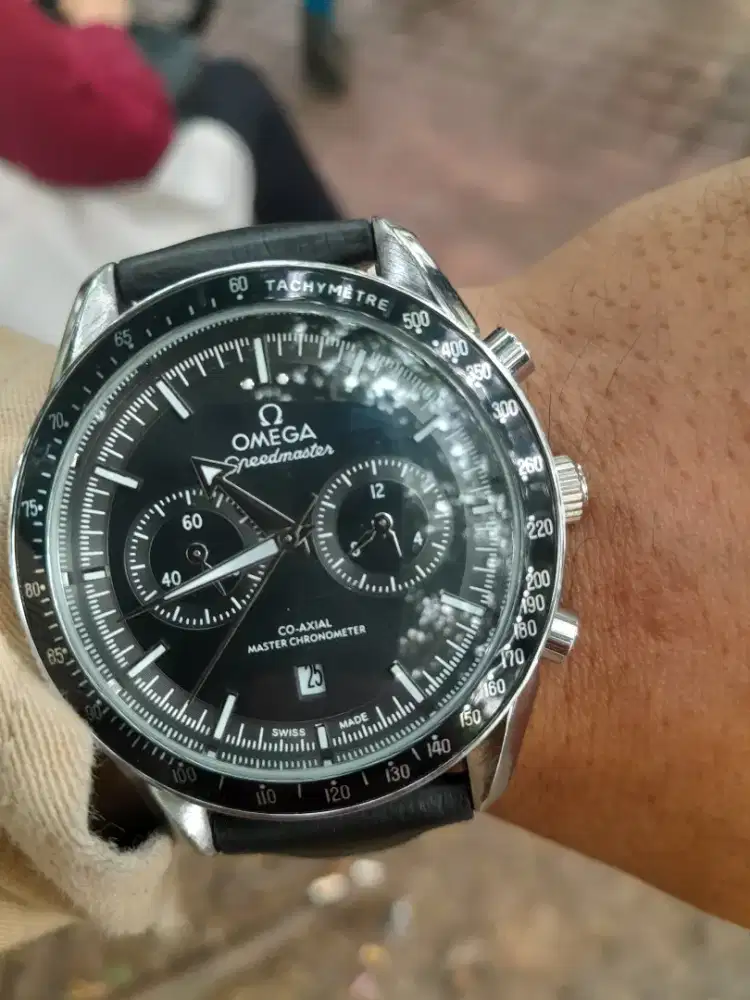Jam Omega Speedmaster Chronograph mulus 95% bu jual cepat