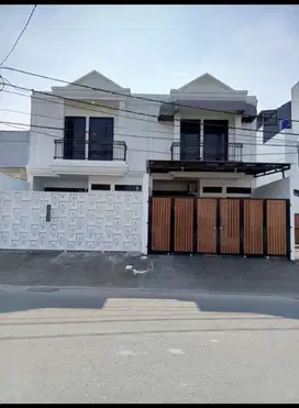 Rumah 2 lantai design mewah dan elegan dekat RS Islam CPT 25