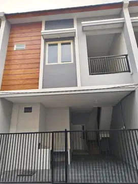 ‼️RUKOS BARU 1 UNIT‼️2 Lantai 250meter keKampus Petra Siwalankerto SBY