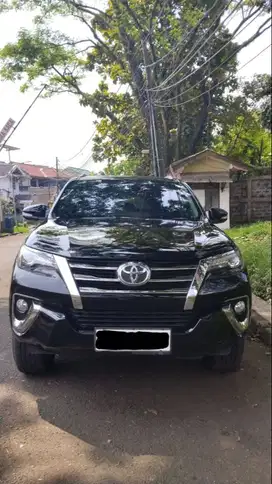 TOYOTA FORTUNER 2.4VRZ TAHUN 2016