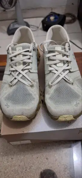 Sepatu Brand ON ORIGINAL, Type: Cloud X3, Aloe Hunter,