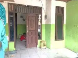 RUMAH DI KELURAHAN KEPATIHAN, TULANGAN SIDOARJO