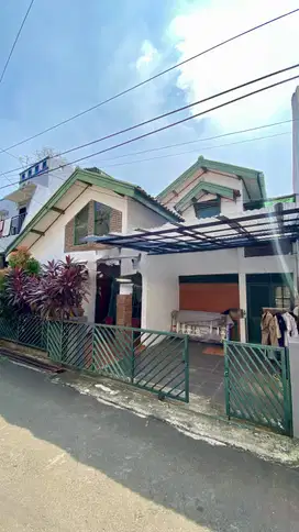 Dijual Rumah Komp. Cempaka Hijau Ciputat Tangerang Selatan