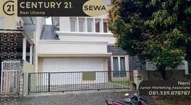DISEWAKAN RUMAH 2 LANTAI DI KOTA WISATA CIBUBUR