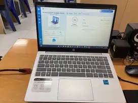 Laptop Hp 14s i3 gen 13