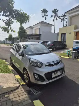 Kia Picanto 2013 AT - City car irit & stylish