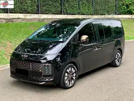 HYUNDAI STARIA SIGNATURE 2022 7 SEAT 2.2 AT DIESEL PANORAMIC #F7ST
