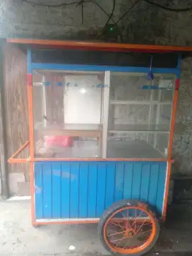 Gerobak jualan masih bagus