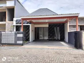 Rumah Baru Full Furnished Dalam Cluster Ngemplak Sleman RSH 085