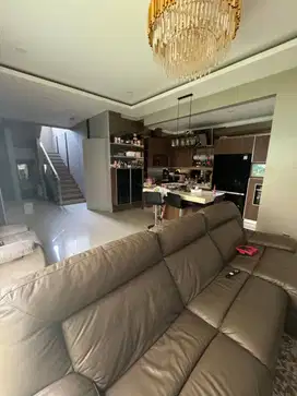 Dijual Rumah Di Griya Loka BSD City