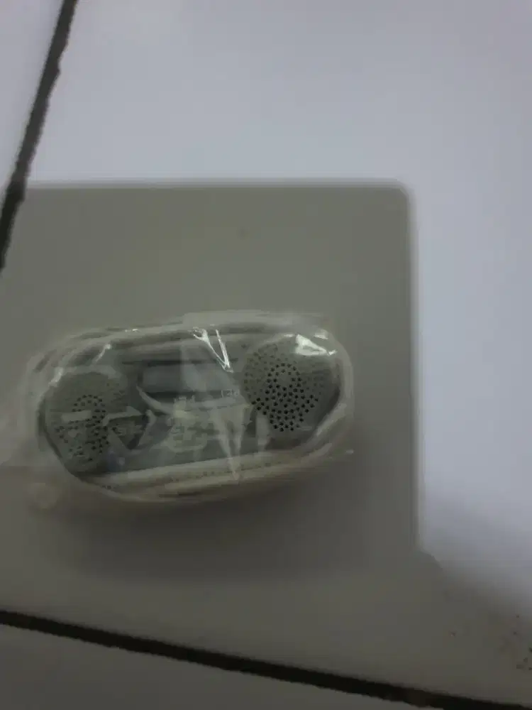 Hanset orri samsung..baru blm di pakai..bawaan hp..cod bjb