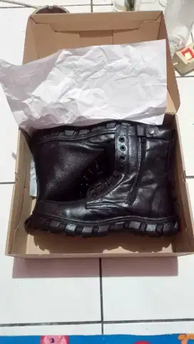 Sepatu PDL security
