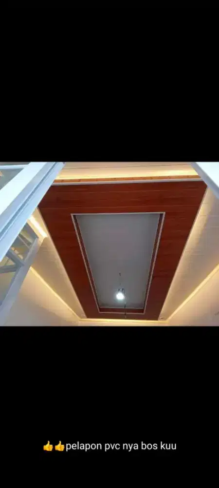 Plafon PVC terpasang dan material