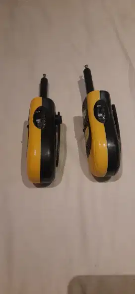Walkie Talkie jarak 100 mtr baru