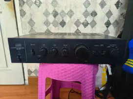 Amplifier Sansui Au-217 (Integrated Amplifier), buil up japan.