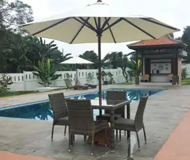 2026J SET MEJA PAYUNG TAMAN CAFE KOLAM RENANG ROTAN SINTETIS JAKARTA