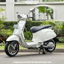 Piaggio Vespa Sprint 150 IGET ABS LED Th 2021 White Favorite