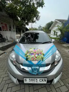 Sewa Mobil Pengantin
