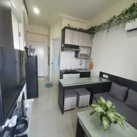 DISEWAKAN APARTEMEN GREEN PRAMUKA 2BR FURNISH TOWER ATAS MALL JAKARTA