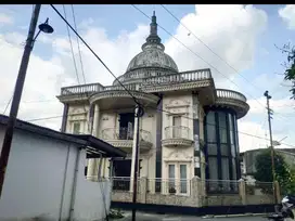 Dijual Rumah Mewah 3 Lantai Siap Huni Area Mertoyudan Magelang