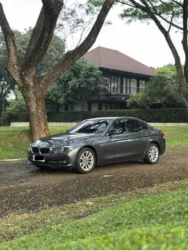 [CASH] BMW 320i Sport 2016 LCI B48