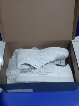 Sepatu New Balance Men NB480 Sneakers White Size 43 New Original
100%