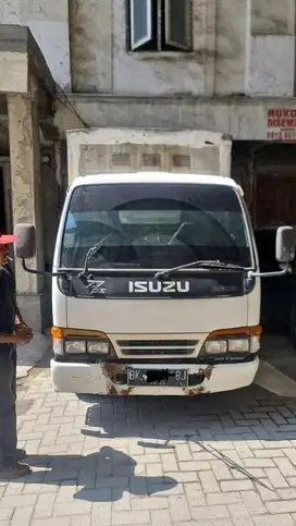 ISUZU ELF NHR 55 2.7CC MT TRUCK BOX/MOBIL BARANG