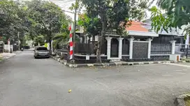 RUMAH ASRI BAGUS LOKASI DIDLM KOMPLEK AKSES JALAN 2 MOBIL DUREN SAWIT