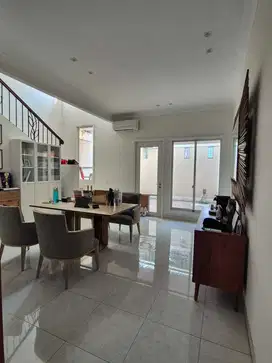 Dijual Rumah Siap Huni Cluster Jade PHG - Gading Serpong