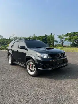 Toyota Fortuner Vnt 2013