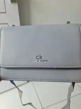 Tas kondangan abu abu
