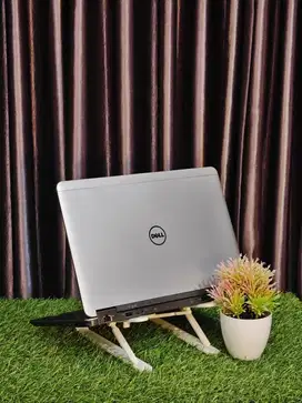Dell Latitude E7240