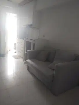 Disewakan 2br furnish lantai rendah