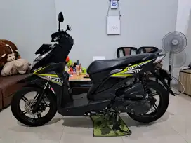Dijual motor Honda Beat CBS ISS sporty Th 2019