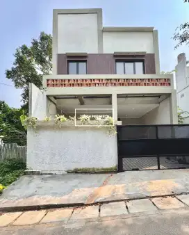 JUAL RUMAH SEMIFURNISHED DI WILAYAH CIRENDEU DEKAT MRT LEBAK BULUS