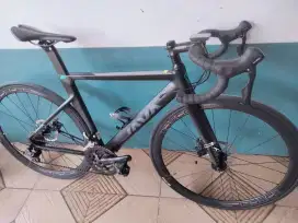 Sepeda roadbike Java siluro 3 cakram Jatiwarna
