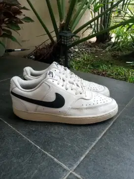 SEPATU CASUAL NIKE