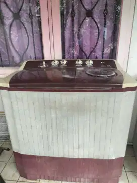 Jual mesin cuci 2 tabung 16 Kg LG nyala semua