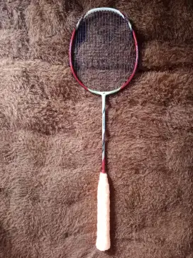 Raket Yonex Voltric 1 made in taiwan