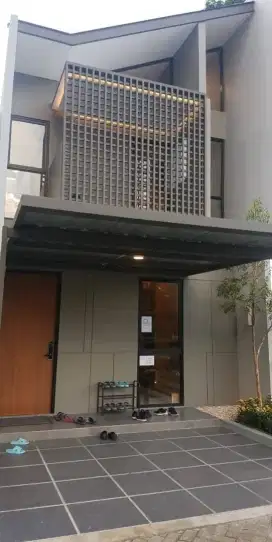 DIJUAL RUMAH/OVER KREDIT