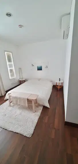 Apartemen AKR Gallery West full furnished disewa Kebon Jeruk Jakarta