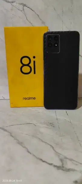 Realme 8i ram 6/128 no minus no cacad hp dus