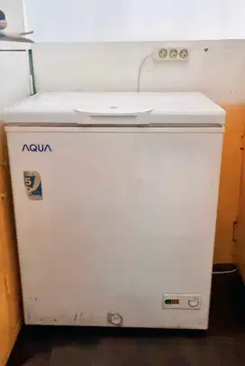 DIJUAL MURAH FREEZER 150 LITER