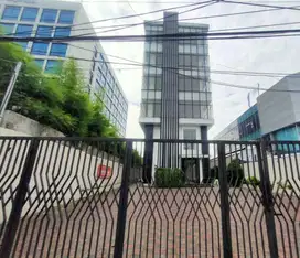Dijual Gedung 6 Lantai Strategis 45 Milyard nego Jakarta Timur