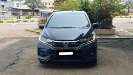 Honda jazz rs cvt matic 2018 pakai 2019 hitam