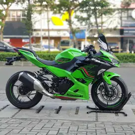 KAWASAKI NINJA 250 FI ABS KRT KEYLESS HIJAU 2023 KM LOW PAJAK PANJANG
