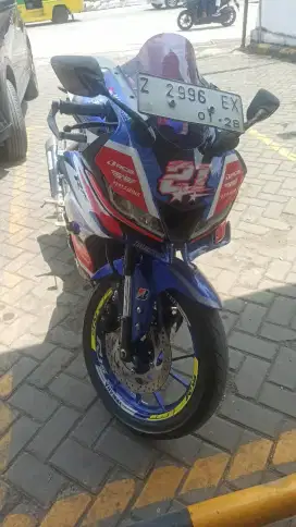Yamaha r15 v3 tahun 2017 akhir