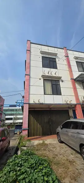 Ruko 3,5 lantai Siap Pakai di Villa Taman Bandara, Dadap Tangerang